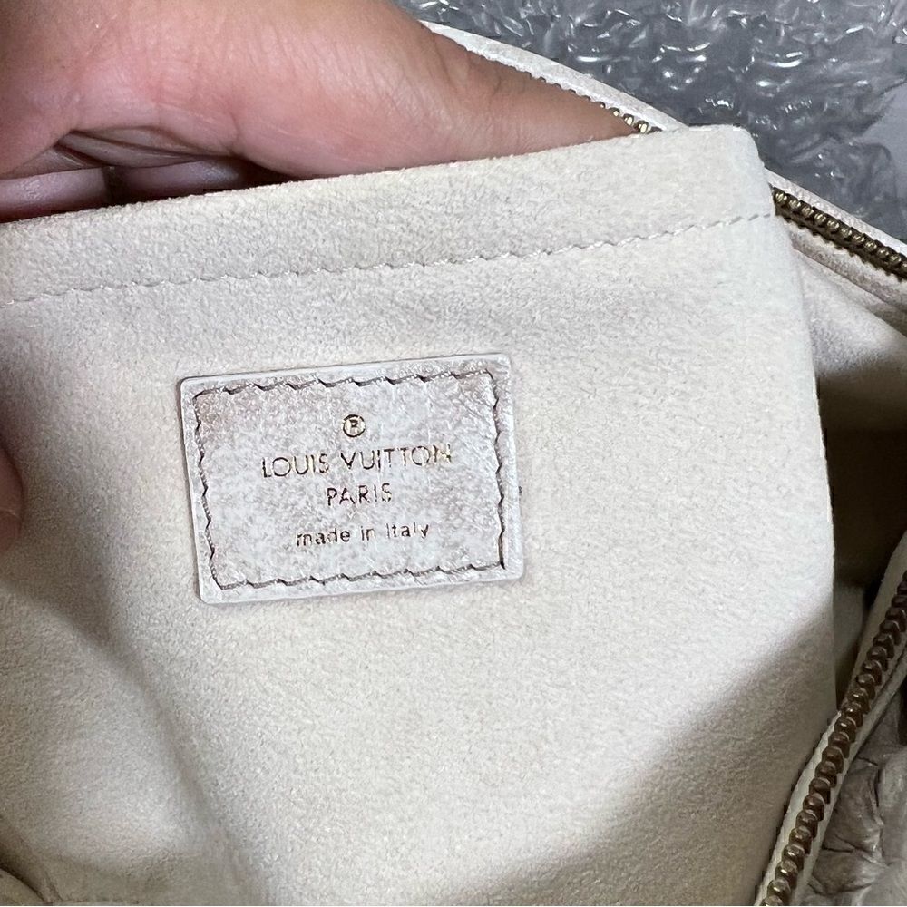 LOUIS VUITTON Monogram Olympe Nimbus PM 18x12 embossed leather EUC vintage rare - Picture 14 of 17